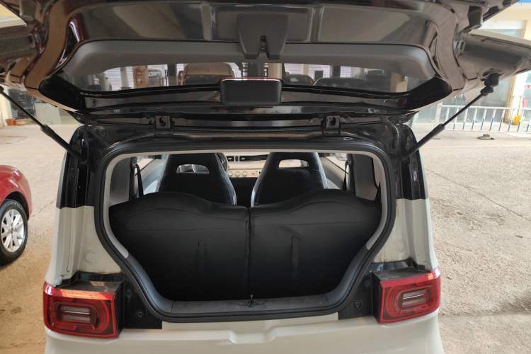 Used Wuling Hongguang MINIEV 2022 Macaron Premium Model – Lithium Iron Phosphate