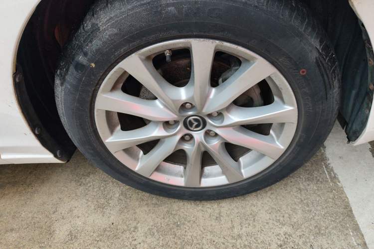 Used Mazda Atenza 2018 2.0L Blue Sky Luxury Edition China V Standard Right Front Wheel Hub