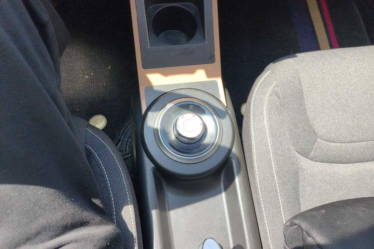 Used Wuling Bingo 2023 333 km Fast-Share Version Gear Lever