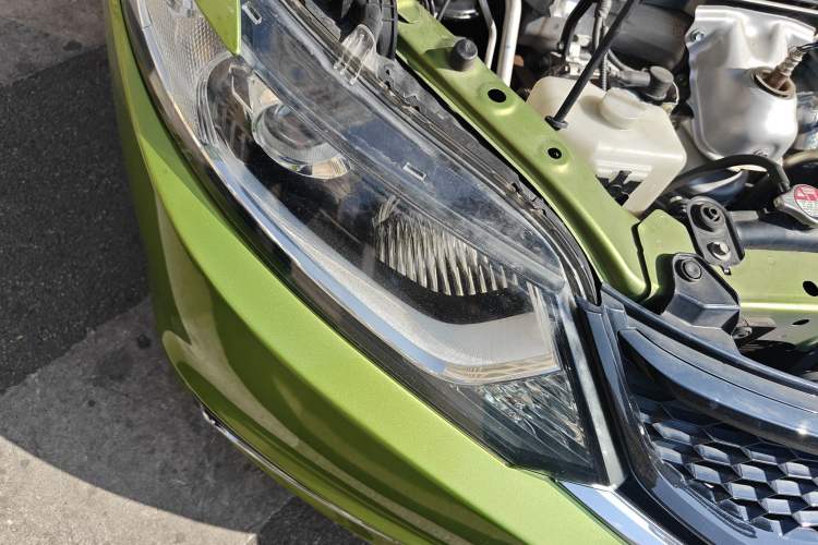 Used Honda Jade 2014 1.8L CVT Luxury Edition 5 seats
