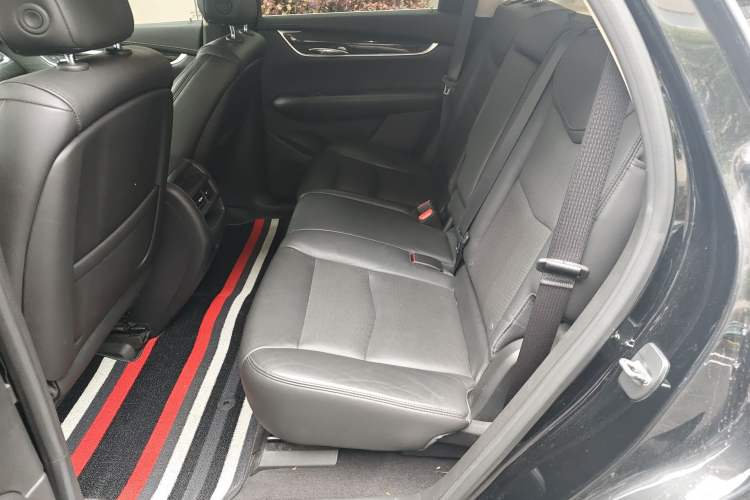 Used Cadillac XT5 2016 25T Luxury Model
