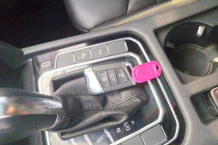 Used Volkswagen FAW-Volkswagen CC 2023 380TSI Striking Edition
