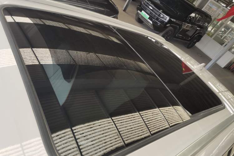 Used BYD Song PLUS New Energy 2023 Champion Edition DM-i 110KM Flagship Model Roof