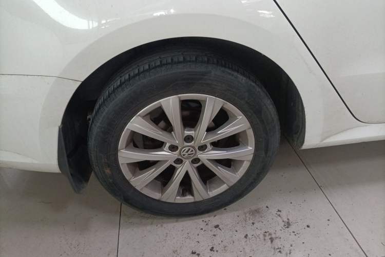 Used Volkswagen Lavida 2017 1.6L Automatic Comfort Edition