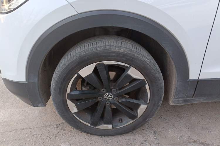 Used Volkswagen Tacqua 2023 200TSI DSG Joy-Connect Edition
