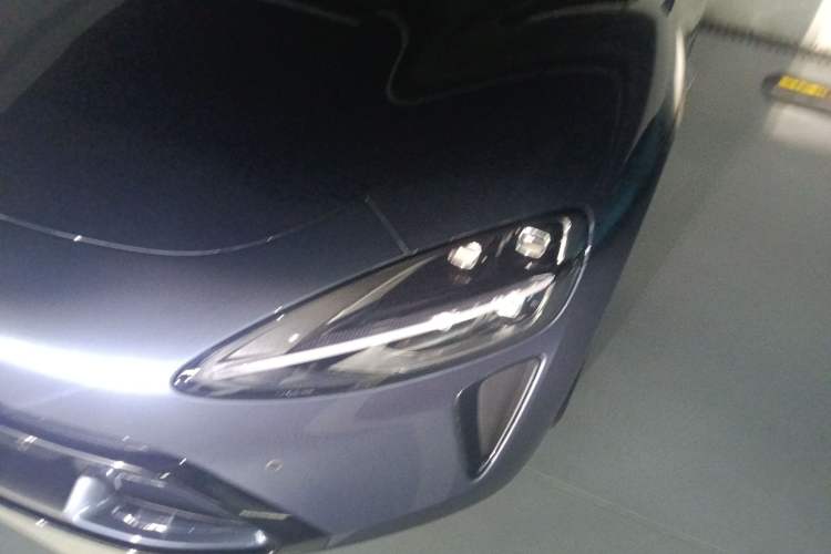 Used Xiaomi Auto SU7 2024 Four-Wheel Drive Ultra-Long Range Advanced Intelligent Driving Max Edition