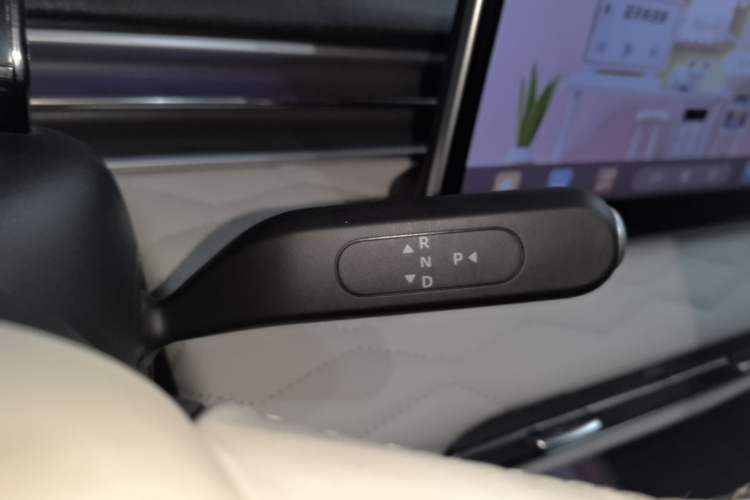 Used Dongfeng NAMMI 01 2024 Co-Creation Edition – Co-Creation WE Version
