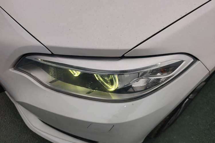 Used BMW 2 Series 2017 220i Convertible Coupe Leading Model
