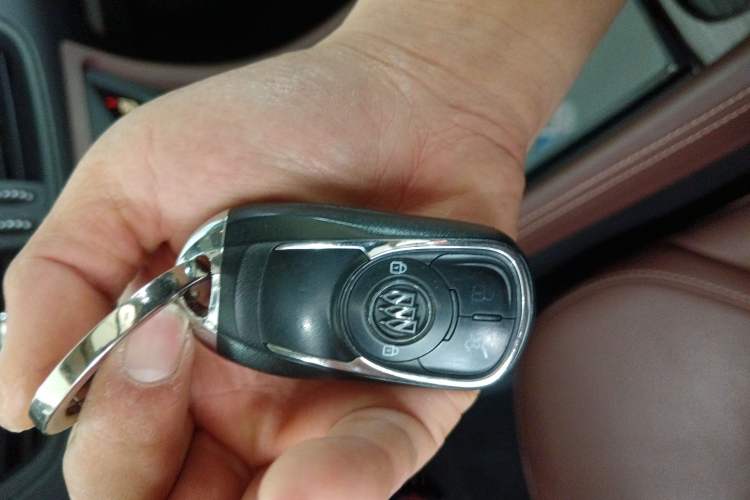 Used Buick Envision 2017 28T Four-Wheel Drive Elite Model