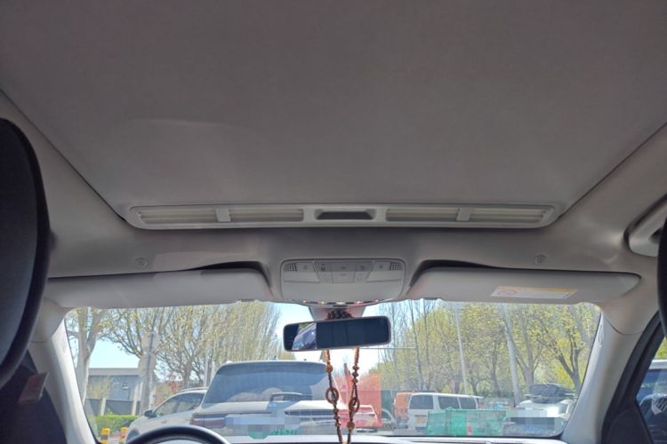 Used Mercedes-Benz E-Class 2017 E 300 L Sporty and Stylish Model Headliner