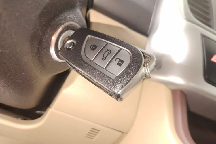 Used Toyota Highlander 2015 2.0T Two-Wheel Drive Elite Edition 7 Seats
