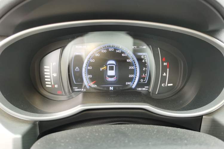 Used Geely Auto Emgrand X7 Sport 2016 1.8TD Automatic ZhiZun Version
