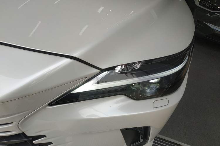 Used Lexus RX 2023 350h Two-Wheel Drive Comfort Edition Left Front Headlight