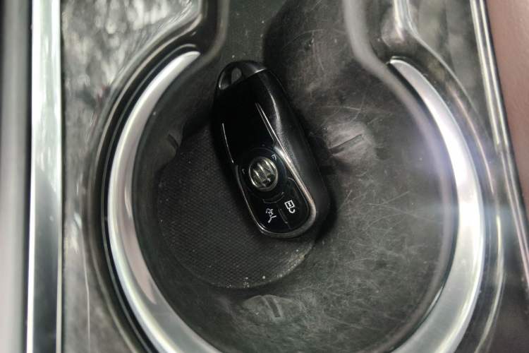 Used Buick Envision 2014 28T Four-Wheel Drive Elite Model