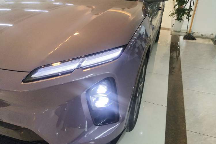 Used Nio EC6 2025 75 kWh Left Front Headlight