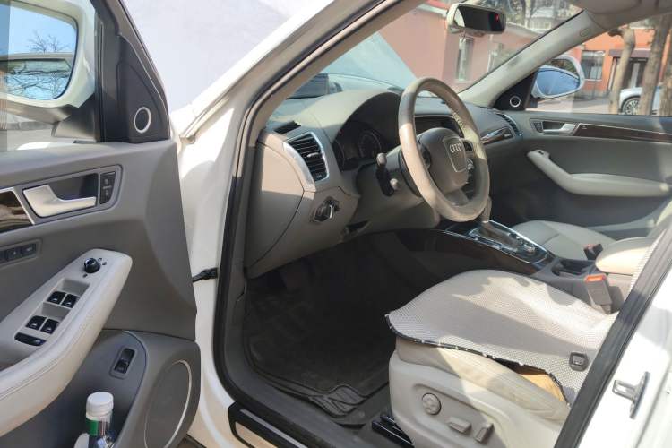 Used Audi Q5 2010 3.2 FSI Off-road Version