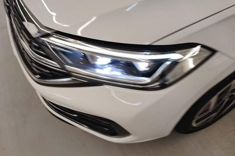 Used Volkswagen Sagitar 2023 200TSI DSG Excellence Edition
