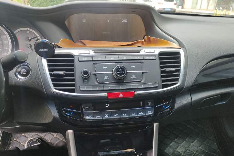 Used Honda Accord 2016 2.0L Elite Edition
