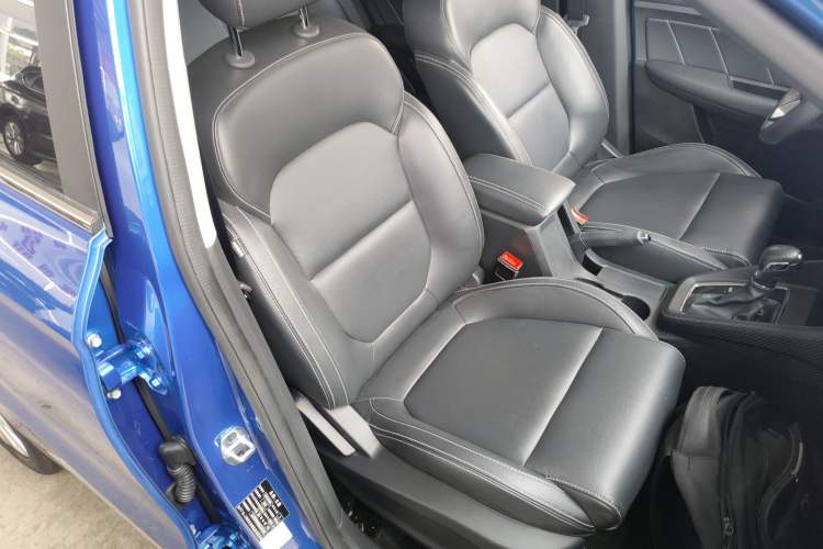 Used MG ZS 2017 1.5L Automatic Luxury Edition Right Front Seat