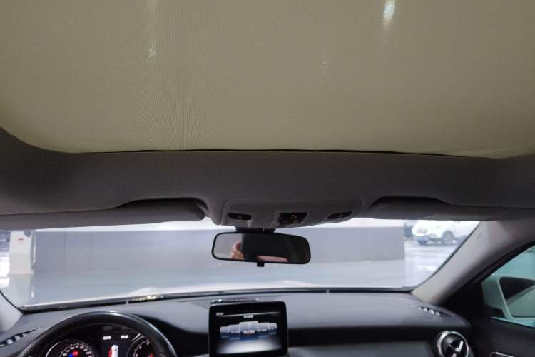 Used Mercedes-Benz GLA 2017 GLA 200 Fashion Model
