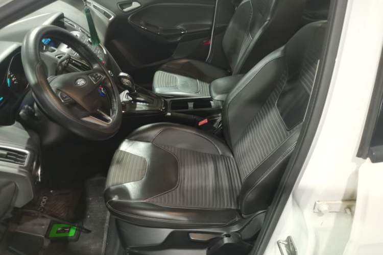 Used Ford Focus 2015 Sedan 1.6L Automatic Trend Model