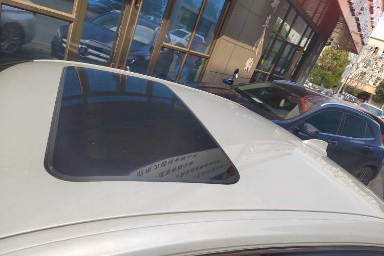 Used BMW 3 Series 2017 320Li Fashion Model
