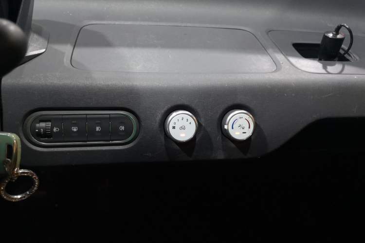 Used Baojun E100 2019 250KM Smart Drive Edition
