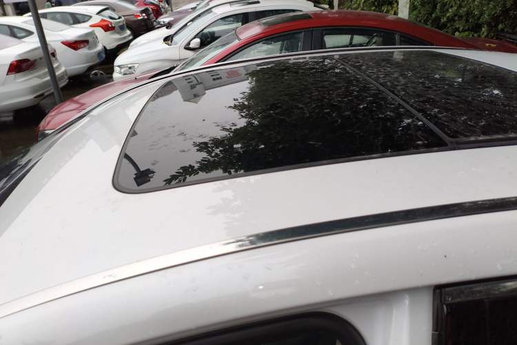 Used Geely Auto Emgrand GT 2018 1.5T MHEV Yaoxiang Edition
