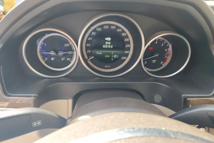 Used Mercedes-Benz E-Class 2015 E 200 L Instrument Cluster