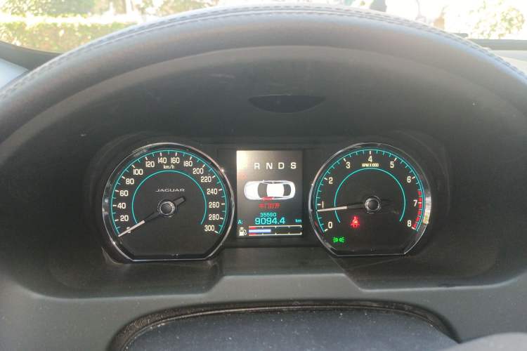 Used Jaguar XF 2015 XF 2.0T 80th Anniversary Collector's Edition