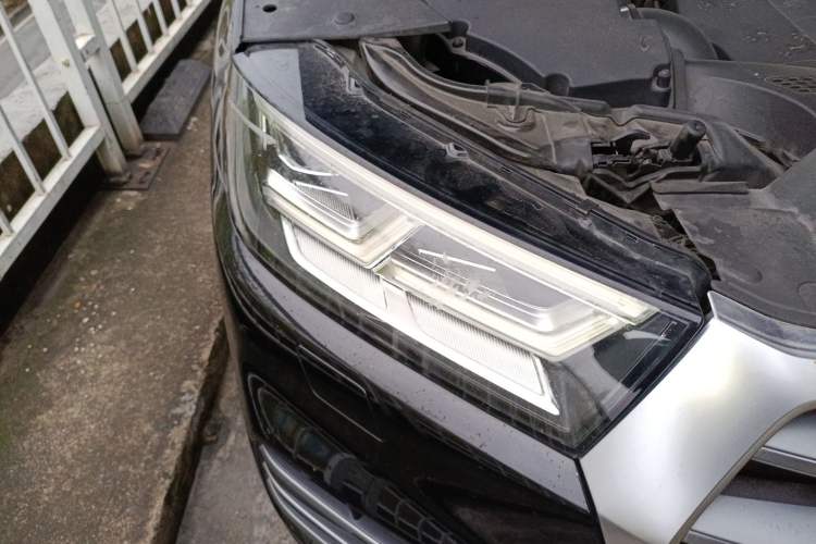 Used Audi Q5L 2020 45 TFSI Prestige Fashion Model
