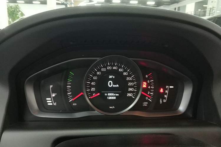 Used Volvo XC60 2014 T5 Zhiyi Edition
