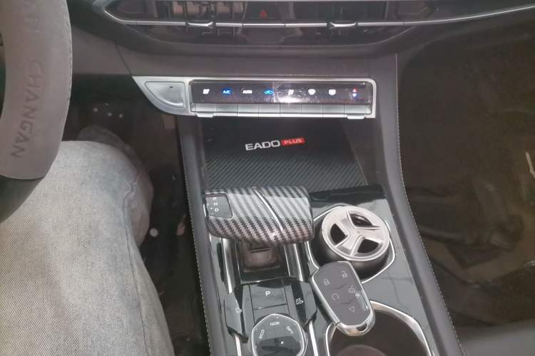 Used CHANGAN Eado 2022 PLUS Blue Whale NE 1.4T GDI DCT Prestige Edition
