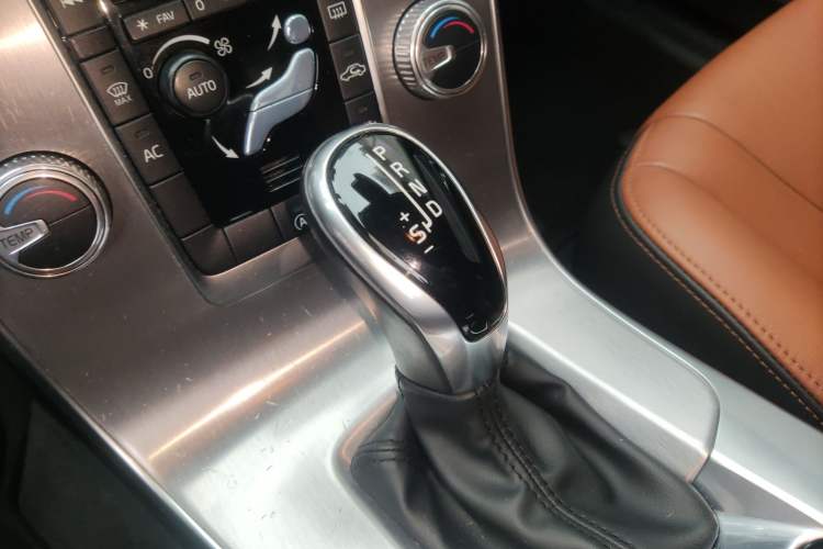 Used Volvo S60 2017 S60L T3 Smart Upgrade Edition
