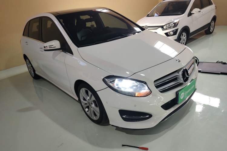 Used Mercedes-Benz B-Class 2015 B 200 Sport Edition

