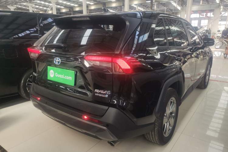 Used Toyota RAV4 2021 Revised Version Dual-Motor Hybrid 2.5L E-CVT Two-Wheel Drive Elite Edition