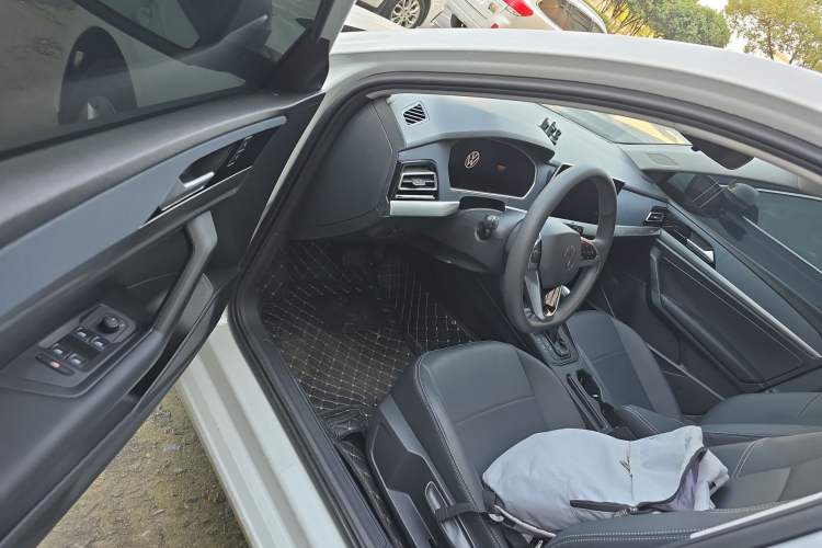 Used Volkswagen Lavida 2023 1.5L Automatic De Yi Edition