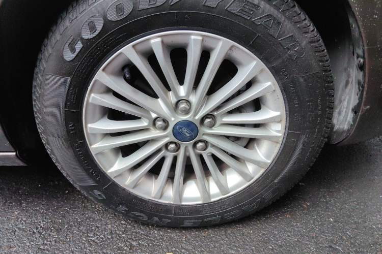 Used Ford Escort 2015 1.5L Automatic Comfort Edition