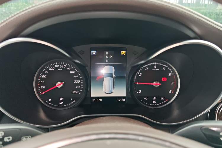 Used Mercedes-Benz GLC 2019 Facelift GLC 260 L 4MATIC Luxury Model