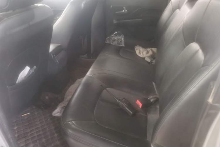 Used Great Wall Wingle 5 2017 2.4L European-spec Gasoline 4x4 Elite Version Big Double Cab 4G69S4N