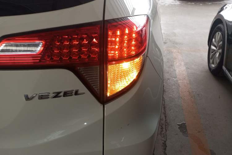 Used Honda Vezel 2019 1.5L CVT Pioneer Edition China VI