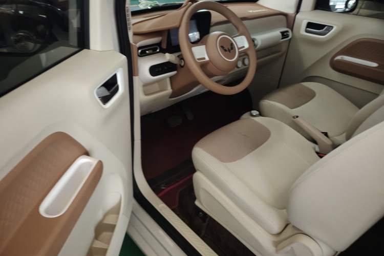 Used Wuling Hongguang MINIEV 2024 3rd Generation 215km Youth Edition