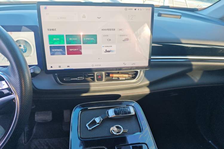 Used AION V 2021 Plus 70 Smart Edition Lithium Iron Phosphate Audio And AC Panel