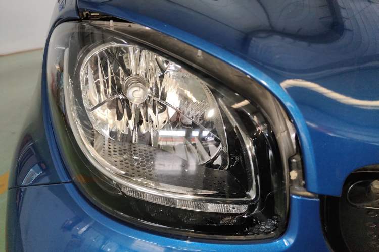 Used smart forfour 2018 0.9T 66 kW Pioneer Edition
