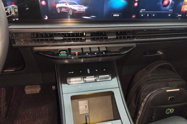 Used Lincoln Corsair 2023 2.0T All-Wheel-Drive Prestige Version Gear Lever