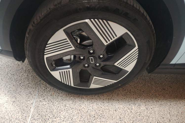 Used Bestune Yueyi 03 2025 565km Premium Edition Left Front Wheel Hub