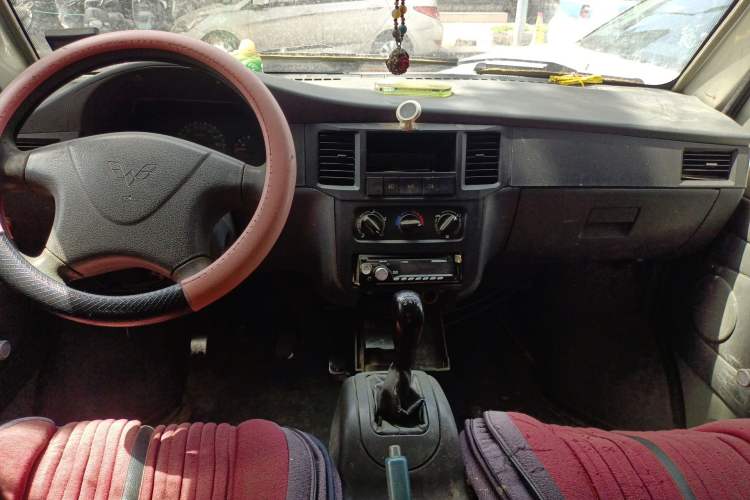 Used Wuling Zhiguang 2010 1.0L Liye Edition
