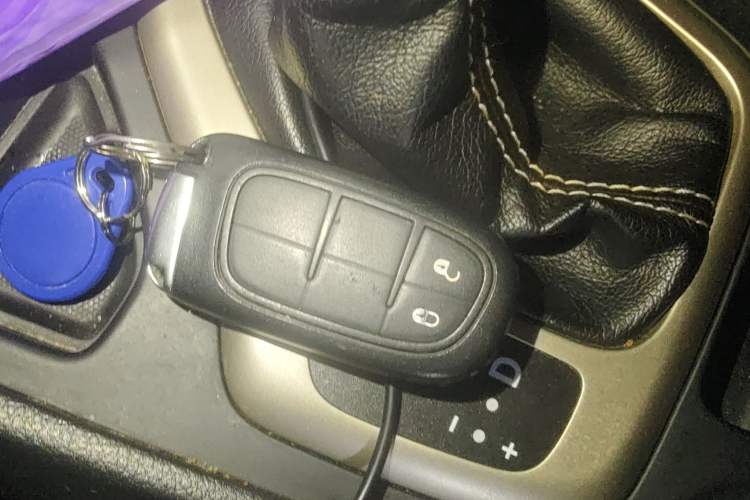 Used Jeep Cherokee 2017 2.0L Superior Edition
