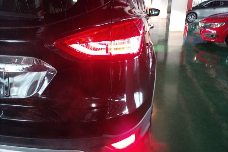 Used Ford Kuga 2013 2.0L GTDi Four-Wheel Drive Premium Model
