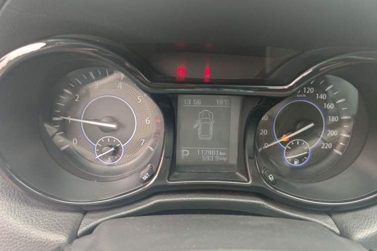 Used JMC Yusheng S350 2016 2.0T Automatic Two-Wheel Drive Gasoline Luxury Edition 5 Seats Instrument Cluster